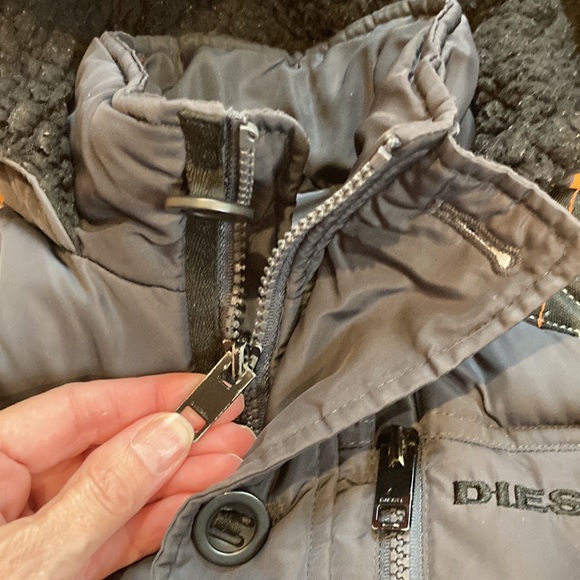 DIESEL Boys 5-6 Blue Puffer Jacket Hooded Ribbed Collar Cuffs Button & Zip - Picture 7 of 16